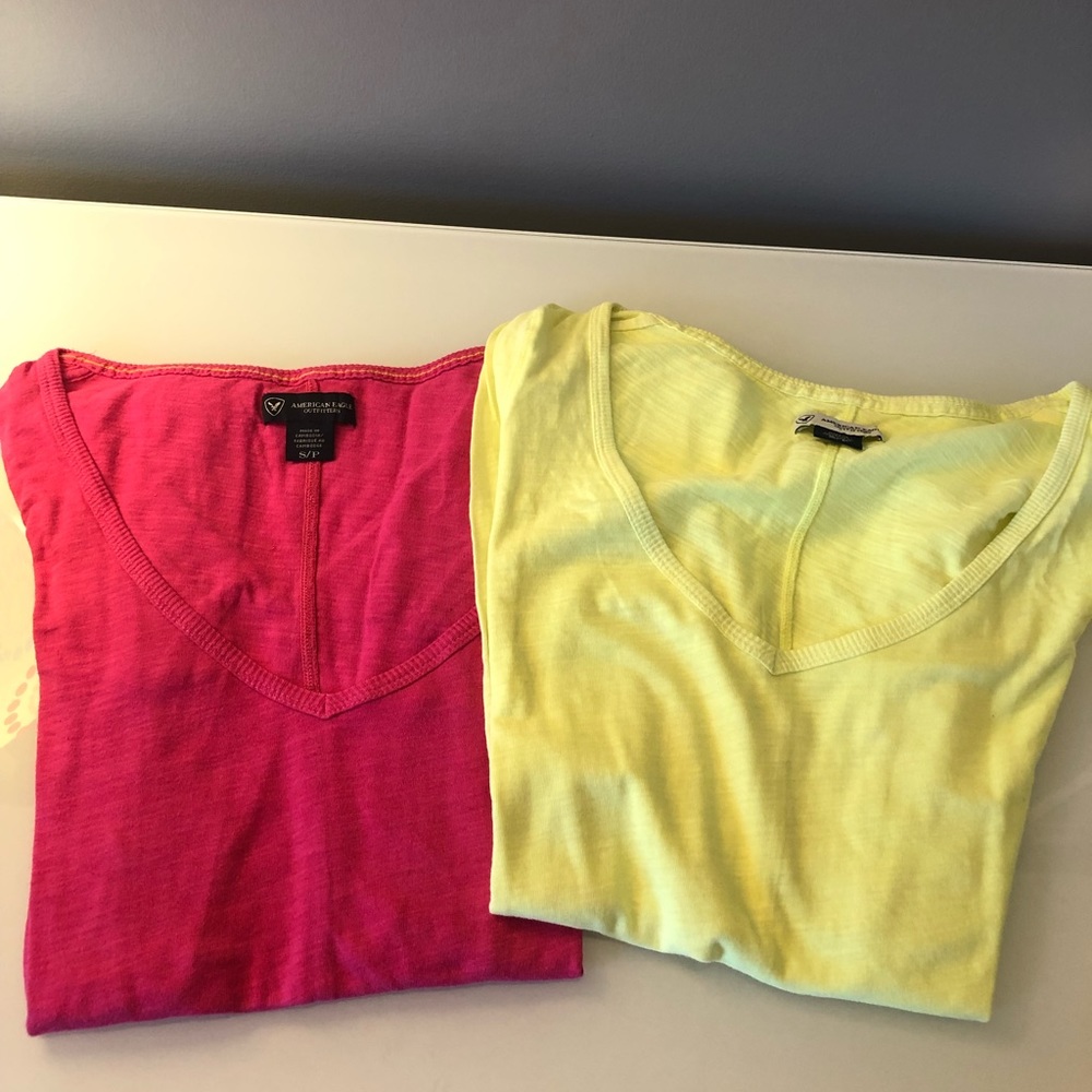 2 long sleeved v neck t-shirts